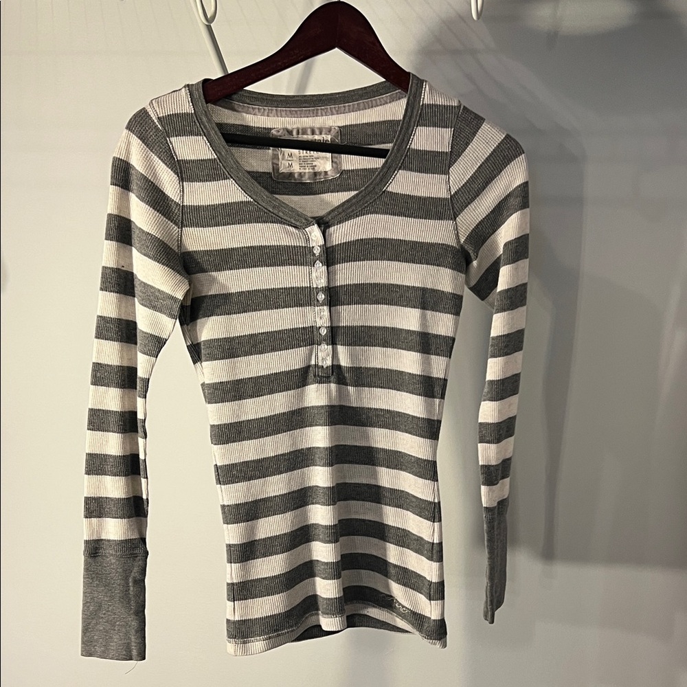 Aeropostale Gray and White Striped Button Down Shirt